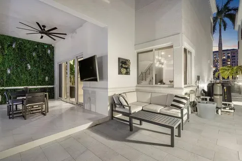 350 E Royal Palm Road Boca Raton FL 33432