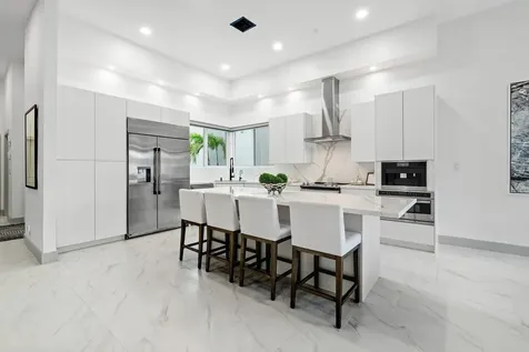 350 E Royal Palm Road Boca Raton FL 33432