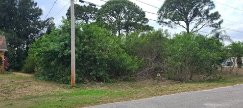 3243 SE Pinto Street Port Saint Lucie FL 34984
