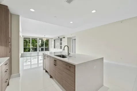 2720 Donald Ross Road Palm Beach Gardens FL 33410