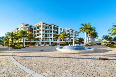 2720 Donald Ross Road Palm Beach Gardens FL 33410