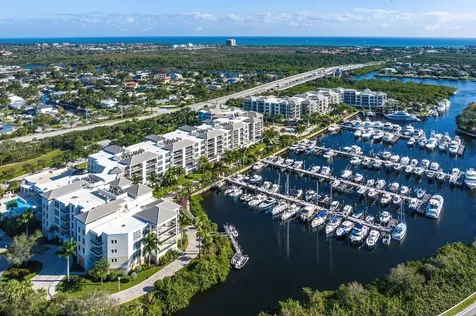2720 Donald Ross Road Palm Beach Gardens FL 33410