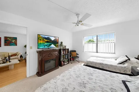 9281 Sunrise Lakes Boulevard Sunrise FL 33322