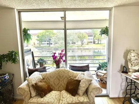 9281 Sunrise Lakes Boulevard Sunrise FL 33322