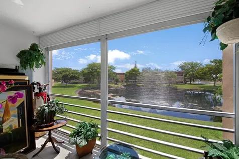 9281 Sunrise Lakes Boulevard Sunrise FL 33322