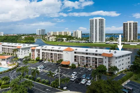 28 Yacht Club Drive North Palm Beach FL 33408