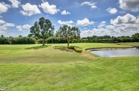 14 Southport Lane Boynton Beach FL 33436