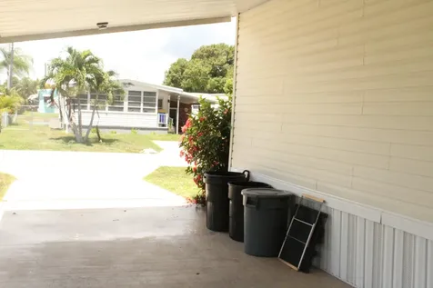 7409 Se Eagle Avenue Hobe Sound FL 33455