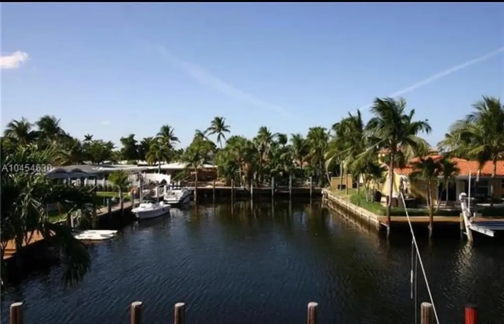 301 E Mcnab Road Pompano Beach FL 33060