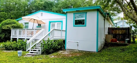 1933 NE Lake Place Jensen Beach FL 34957
