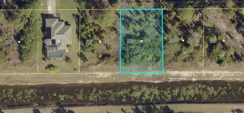956 Candlelight Drive Lehigh Acres FL 33974