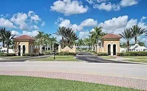 10298 SW Silverberry Court Port Saint Lucie FL 34987
