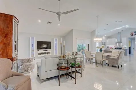 156 Coventry Place Palm Beach Gardens FL 33418