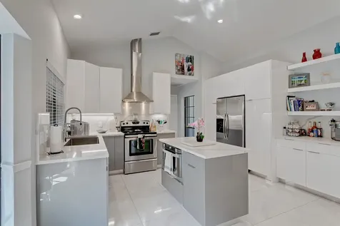 156 Coventry Place Palm Beach Gardens FL 33418
