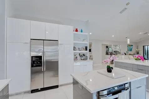 156 Coventry Place Palm Beach Gardens FL 33418