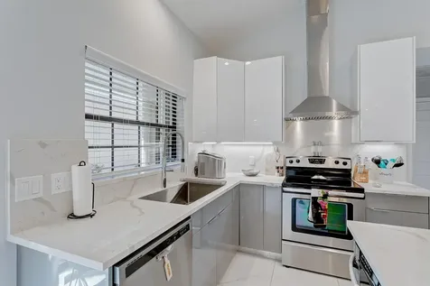 156 Coventry Place Palm Beach Gardens FL 33418
