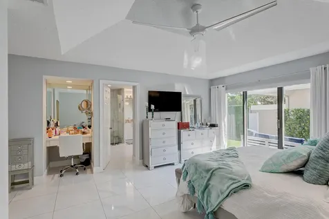 156 Coventry Place Palm Beach Gardens FL 33418