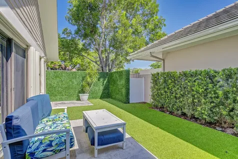 156 Coventry Place Palm Beach Gardens FL 33418