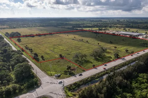2600 Kings Highway Fort Pierce FL 34982