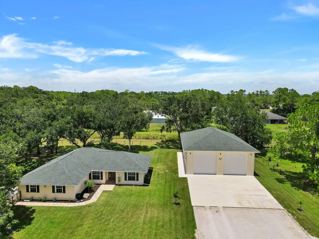 15703 97th Road West Palm Beach FL 33412