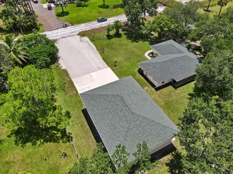 15703 97th Road West Palm Beach FL 33412