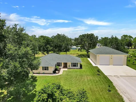 15703 97th Road West Palm Beach FL 33412