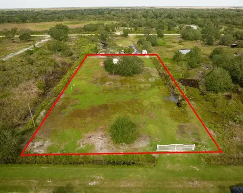 19683 NW 302nd Okeechobee FL 34972