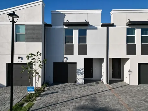 3569 San Bernardino Way Palm Springs FL 33461