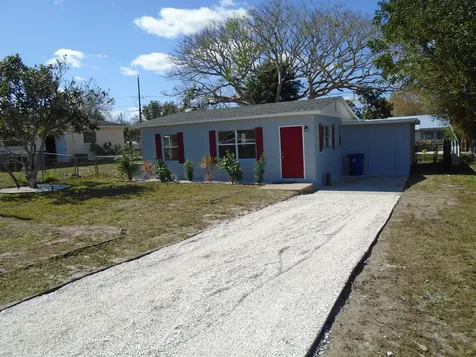 2405 3rd Avenue Avenue Vero Beach FL 32962