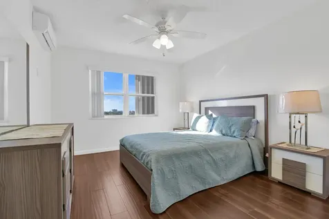 720 Orton Avenue Fort Lauderdale FL 33304