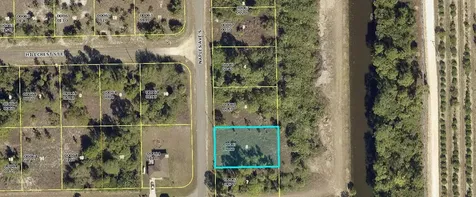 611 Naples Avenue Lehigh Acres FL 33974