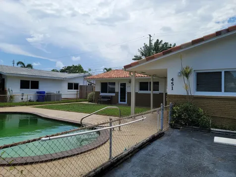 451 SE 1st Avenue Pompano Beach FL 33060