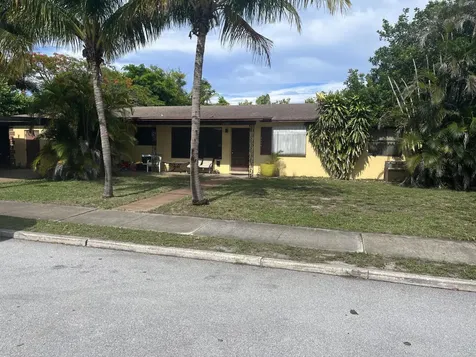 6508 Washington Road West Palm Beach FL 33405