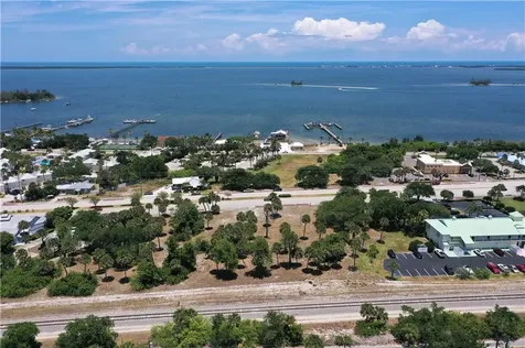 1531 Us Highway 1 Highway Sebastian FL 32958