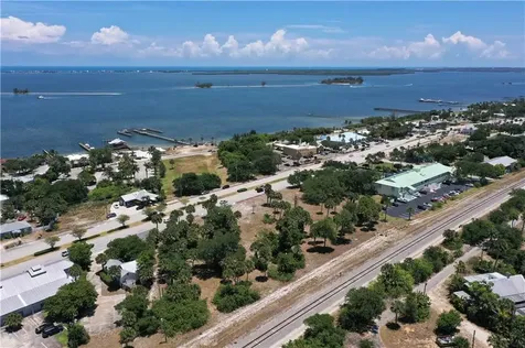 1531 Us Highway 1 Highway Sebastian FL 32958