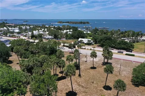 1531 Us Highway 1 Highway Sebastian FL 32958