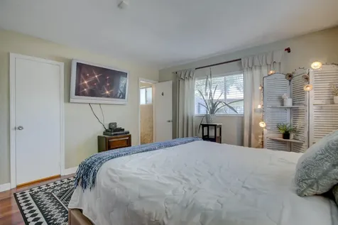 808 SE 13 Court Deerfield Beach FL 33441
