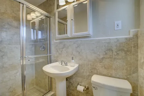 808 SE 13 Court Deerfield Beach FL 33441
