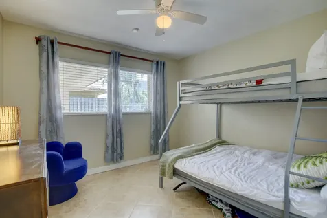 808 SE 13 Court Deerfield Beach FL 33441