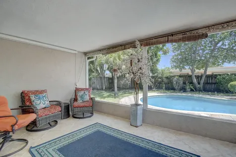 808 SE 13 Court Deerfield Beach FL 33441