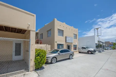 922/928 S Dixie Highway Lake Worth Beach FL 33460