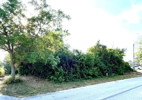 2336 13th Avenue Vero Beach FL 32962
