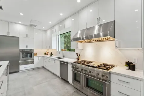 17534 Scarsdale Way Boca Raton FL 33496
