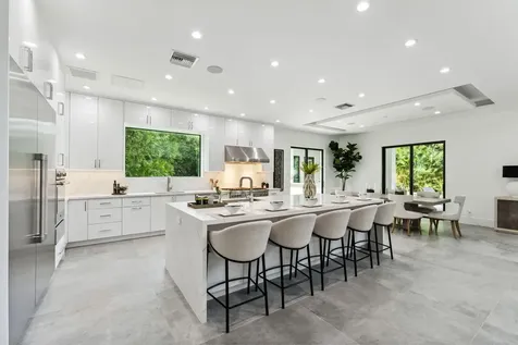 17534 Scarsdale Way Boca Raton FL 33496
