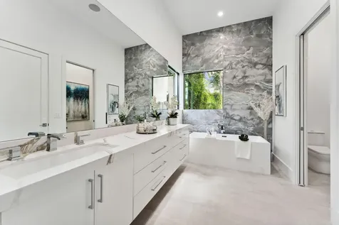 17534 Scarsdale Way Boca Raton FL 33496