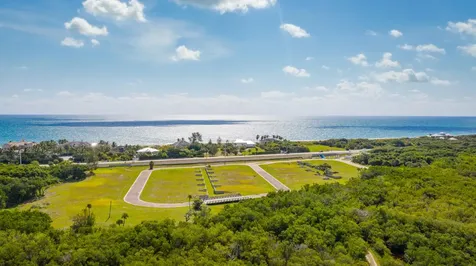 200 Round Island Place Fort Pierce FL 34949