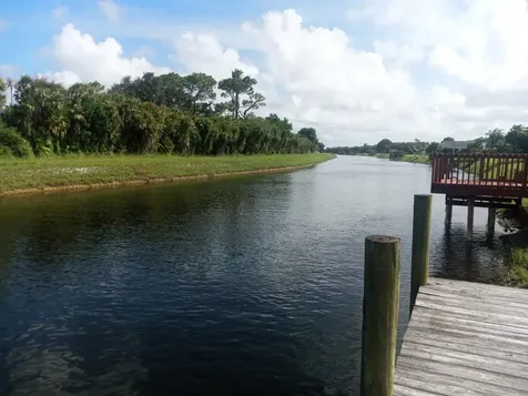 24 Hastings Lane Boynton Beach FL 33426