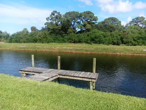 24 Hastings Lane Boynton Beach FL 33426