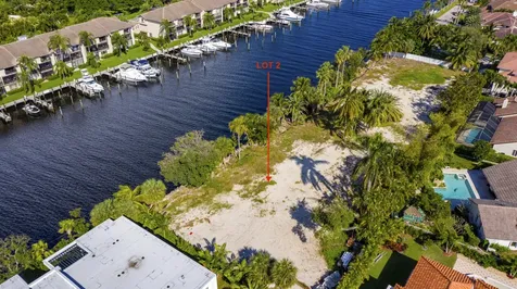 7902 NE Palm Way Boca Raton FL 33487