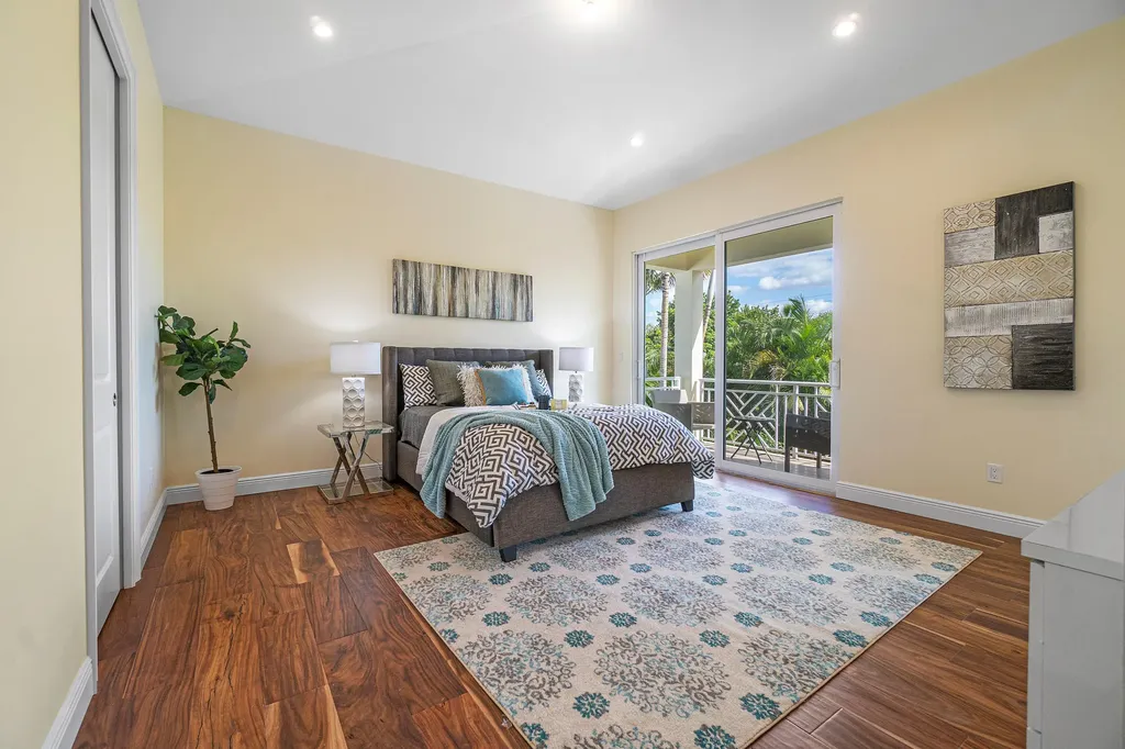 500 Ne Wavecrest Way Boca Raton FL 33432